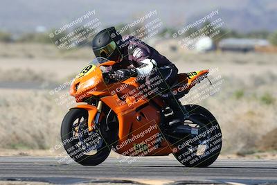 media/Jan-15-2026-Racers Edge (Thu) [[dfebeb70ab]]/3-B Group/Session 1 Turn 15/